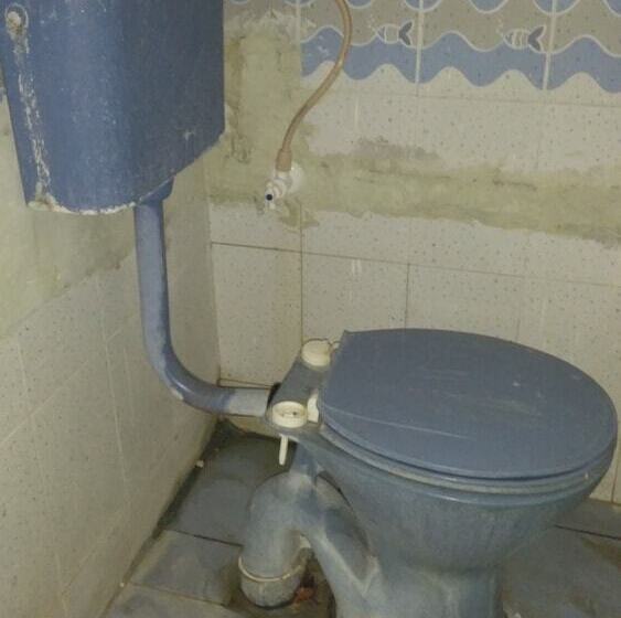 בית מלון כפרי Iroomz Nama Residency