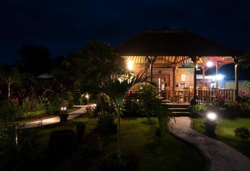 호텔 Kubu Kangin Resort