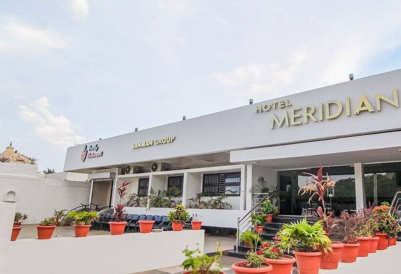 酒店 Meridian By Oyo Rooms