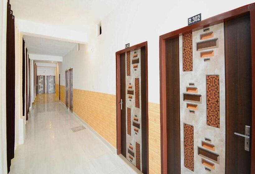 בית מלון כפרי Park View By Oyo Rooms