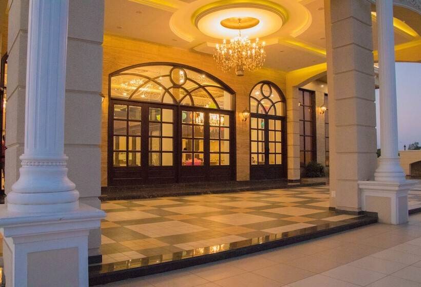 ホテル Regenta Central Indore