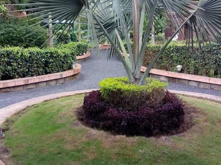 هتل Shyam Farm House And Resort
