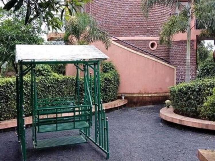 هتل Shyam Farm House And Resort