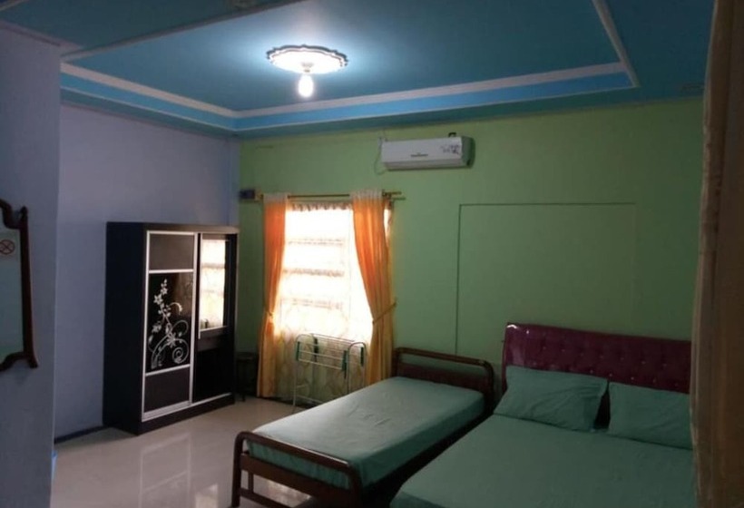 هتل Tachi Stay Guesthouse Syariah