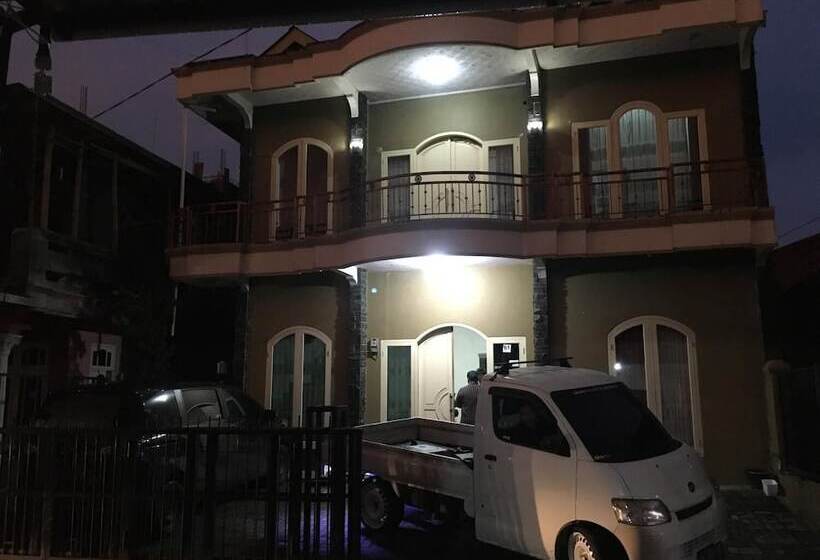 بنسيون Diengku Homestay