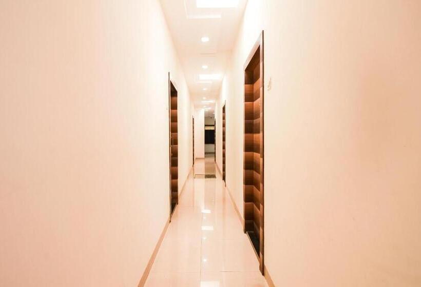 فندق Oyo 66342  Unique Inn