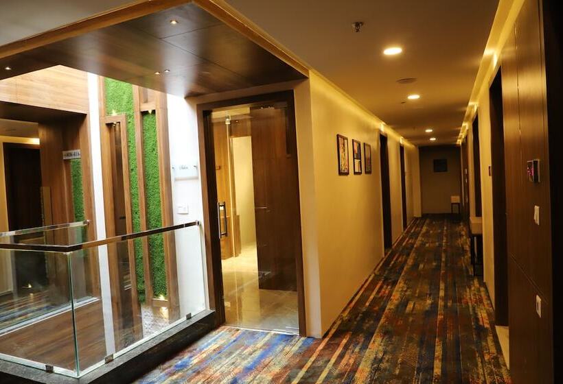 호텔 Regenta Inn Morbi