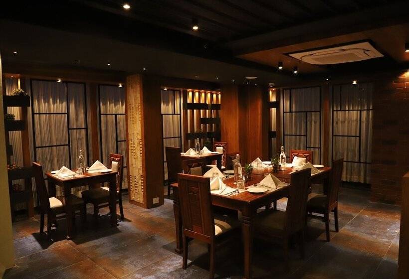 호텔 Regenta Inn Morbi