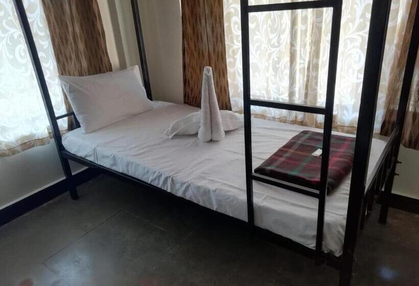 מוטל Riverside Inn