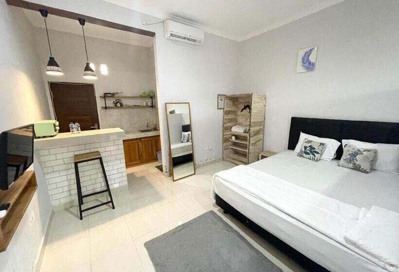 펜션 Lagriya Guest House