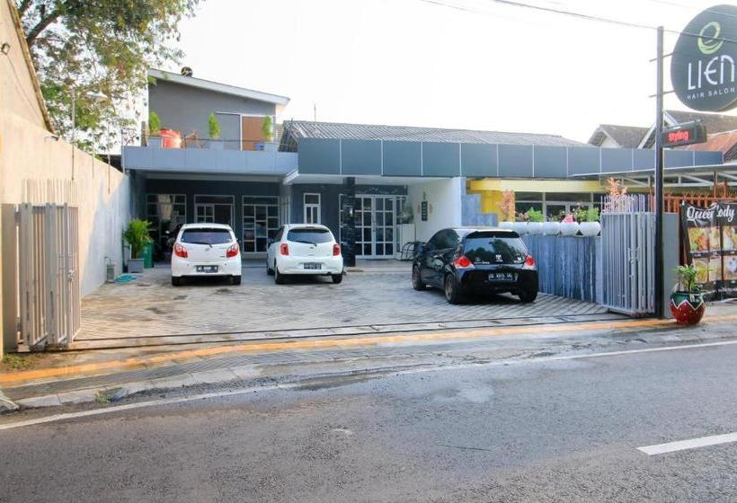 بنسيون Reddoorz At Hotel Putra Perdana Klaten