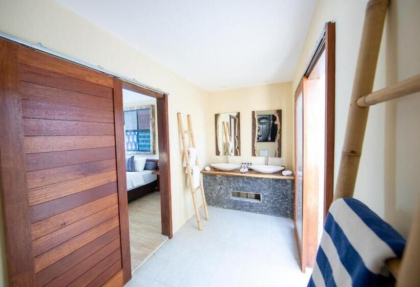 אתר נופש The Club Villas Lombok