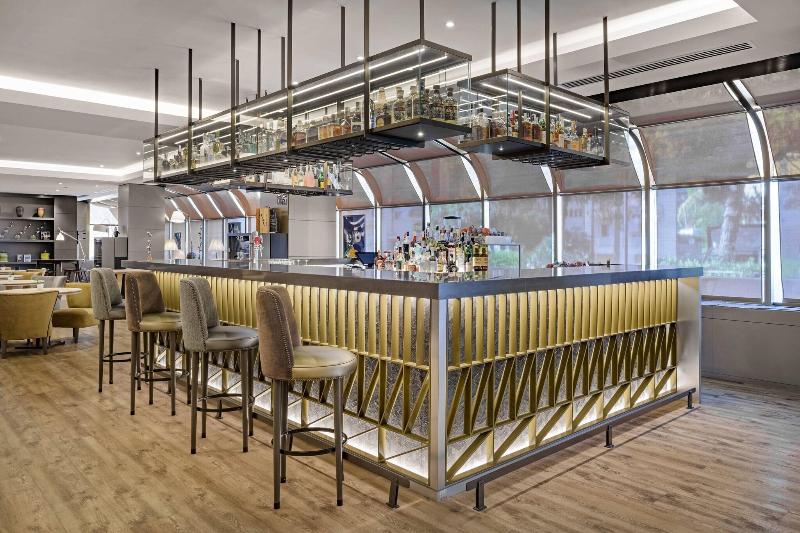 Ac Hotel Genova By Marriott