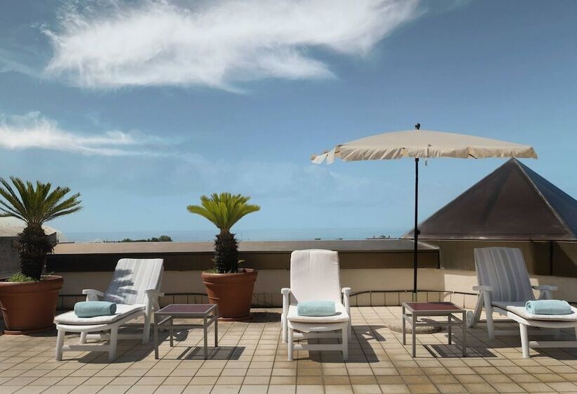 Ac Hotel Genova By Marriott