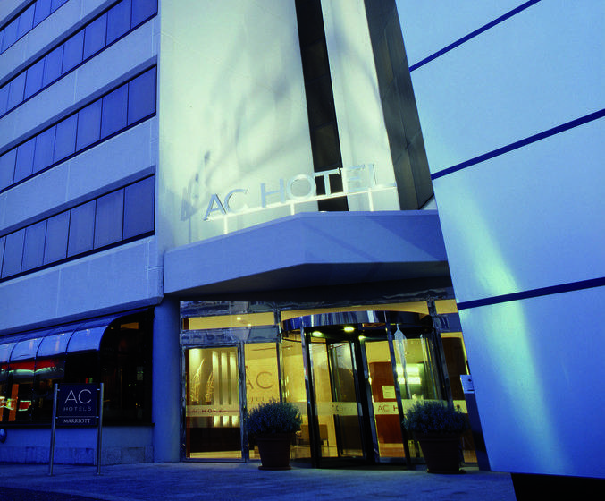 Ac Hotel Genova By Marriott