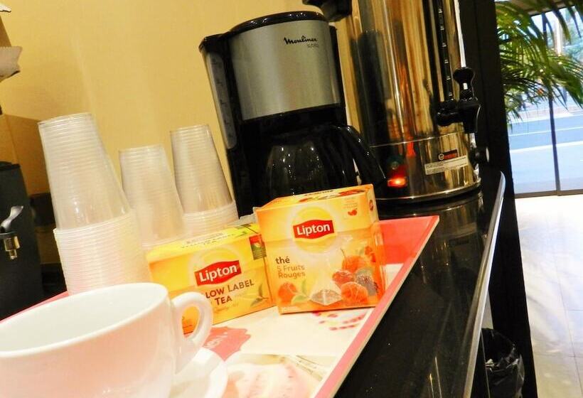 هتل Antares Hostel