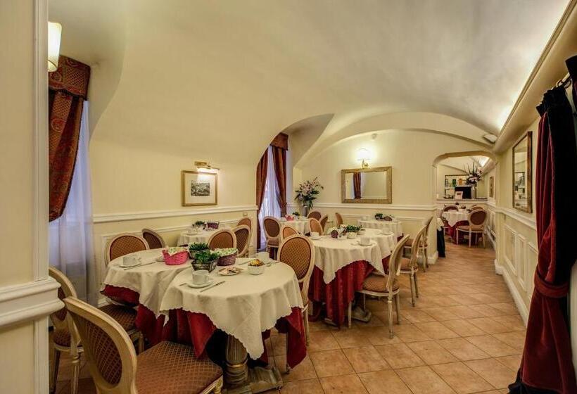 Fotos del hotel Relais Hotel Antico Palazzo Rospigliosi:  9