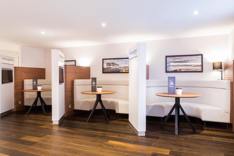 هتل Courtyard By Marriott Glasgow Airport