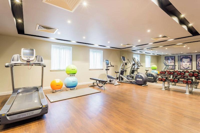 هتل Courtyard By Marriott Glasgow Airport