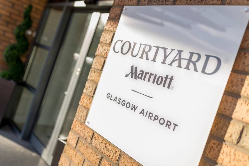 هتل Courtyard By Marriott Glasgow Airport
