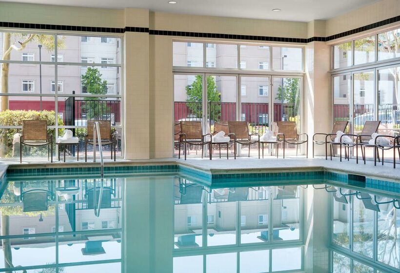 בית מלון כפרי Doubletree By Hilton San Francisco Airport North Bayfront