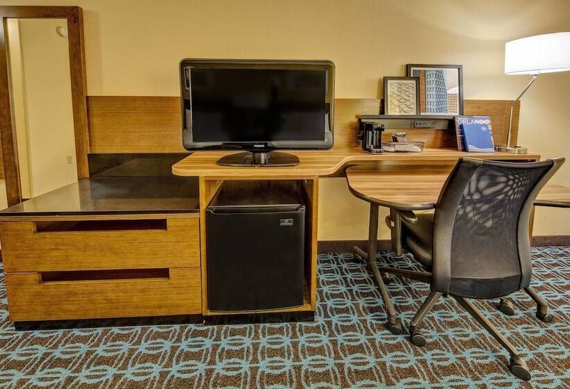 هتل Fairfield Inn & Suites Orlando Near Universal Orlando Resort