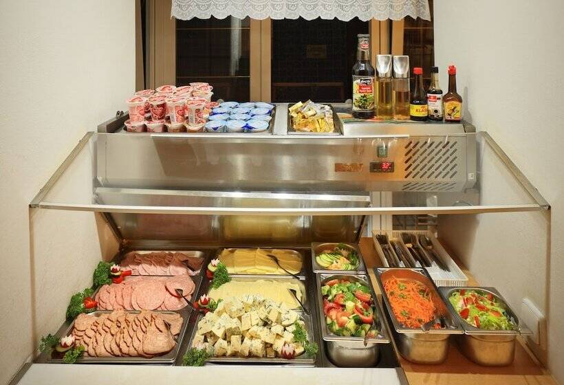 Fotos del hotel Golden City Garni:  23