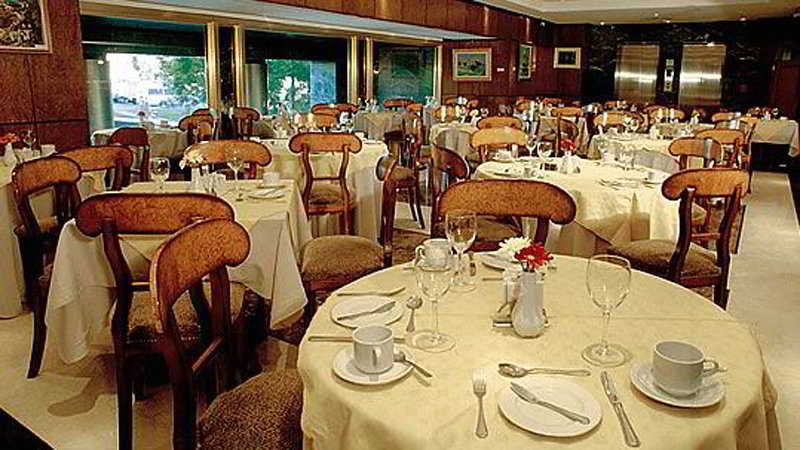 Fotos del hotel Howard Johnson By Wyndham 9 De Julio Avenue:  12