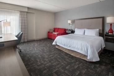 Hotel Hampton Inn Bostonlogan Airport
