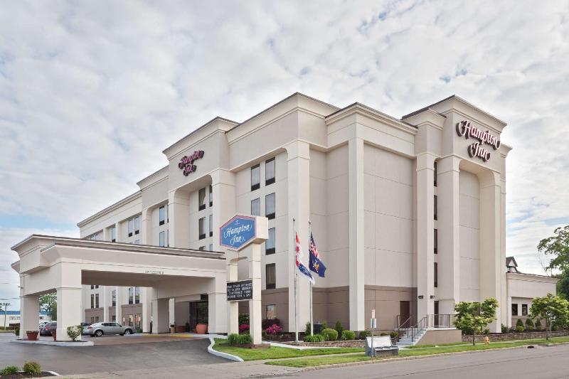هتل Hampton Inn Niagara Falls
