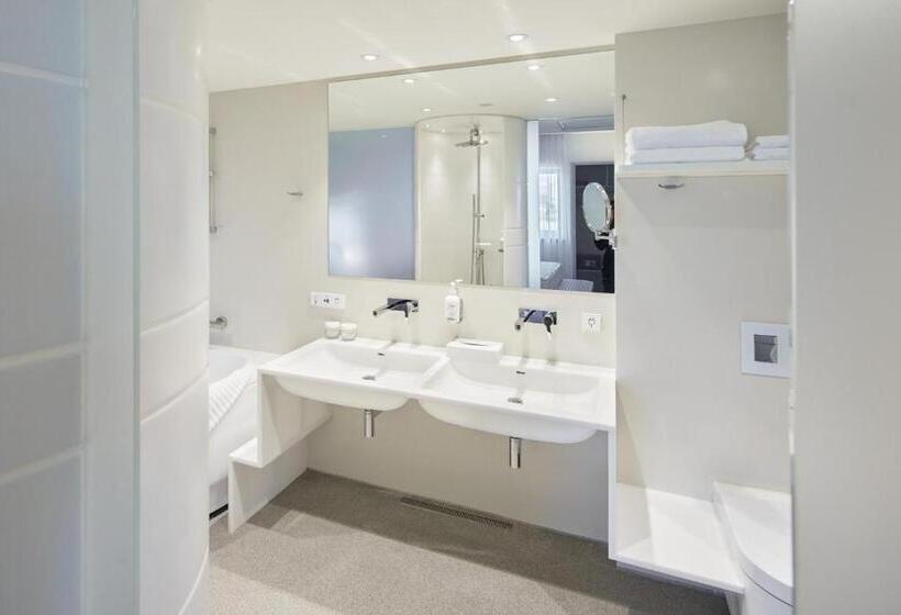 Fotos del hotel Holiday Inn Vilnius, An Ihg:  35