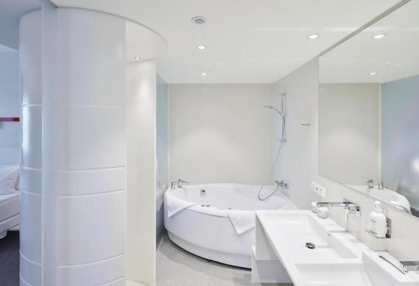 Fotos del hotel Holiday Inn Vilnius, An Ihg:  14