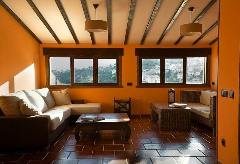 هتل Hostal El Cerro Only Adults