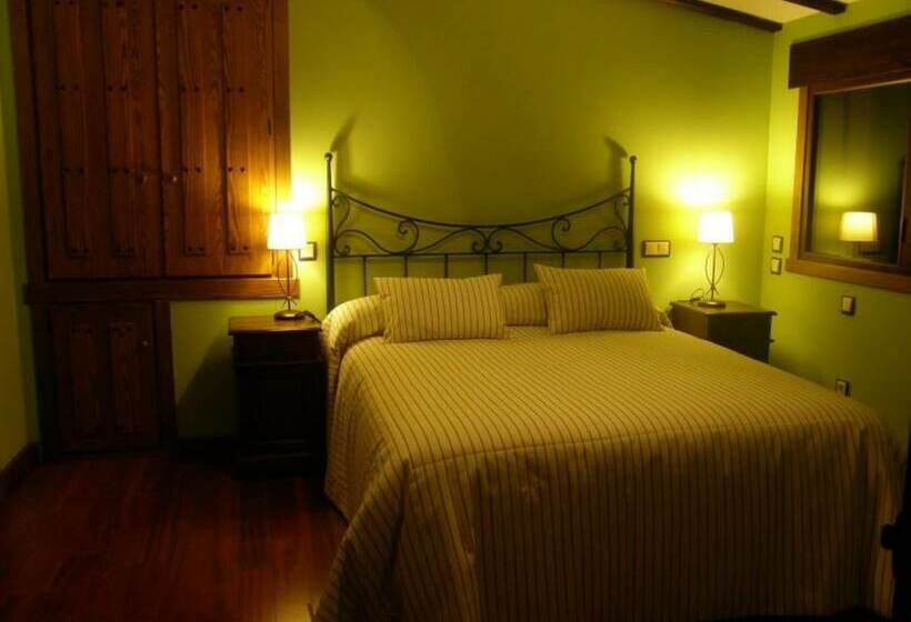 هتل Hostal El Cerro Only Adults