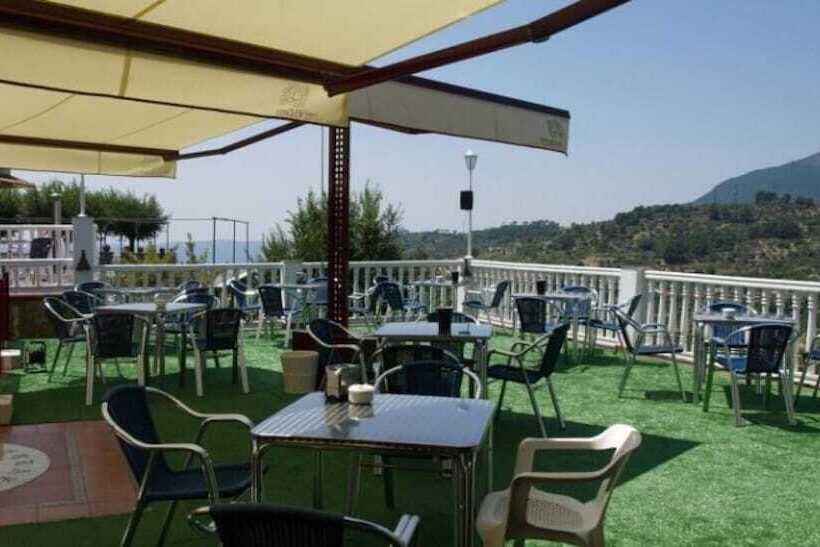 هتل Hostal El Cerro Only Adults