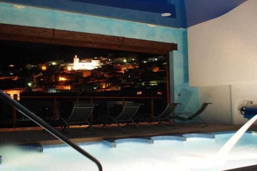 هتل Hostal El Cerro Only Adults