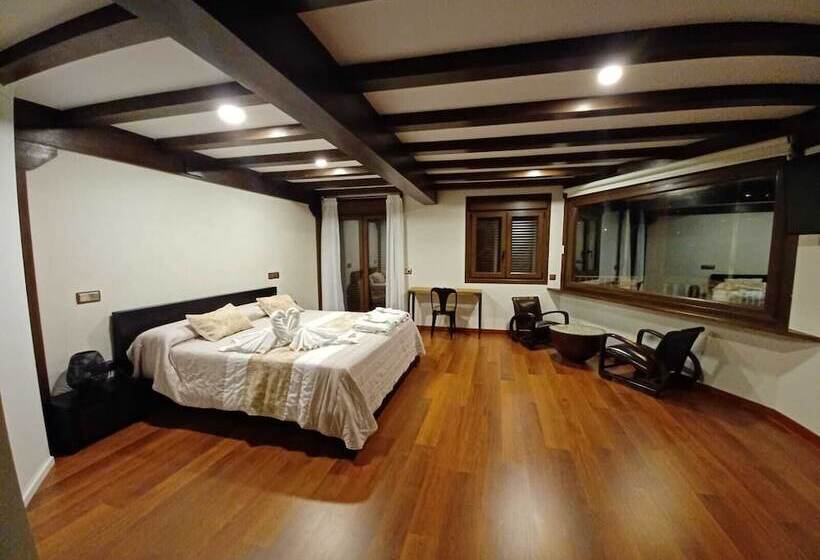 هتل Hostal El Cerro Only Adults