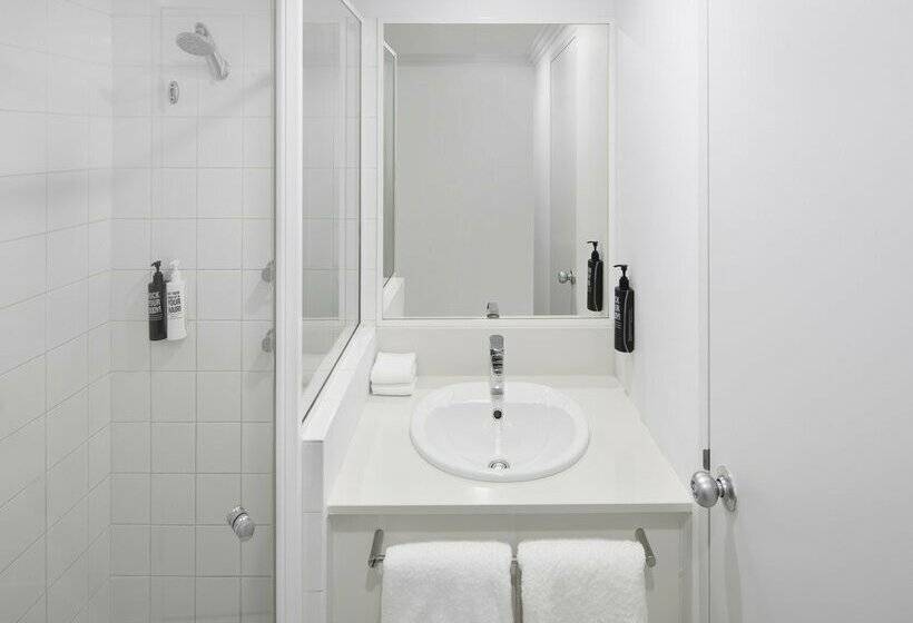 هتل Ibis Styles Sydney Central