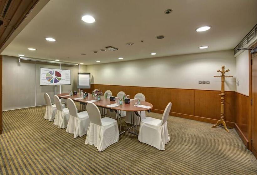 Fotos del hotel J5 Hotels Port Saeed:  8