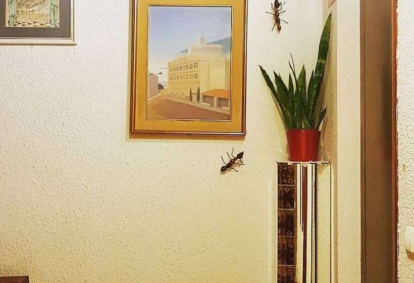 هتل La Residencia