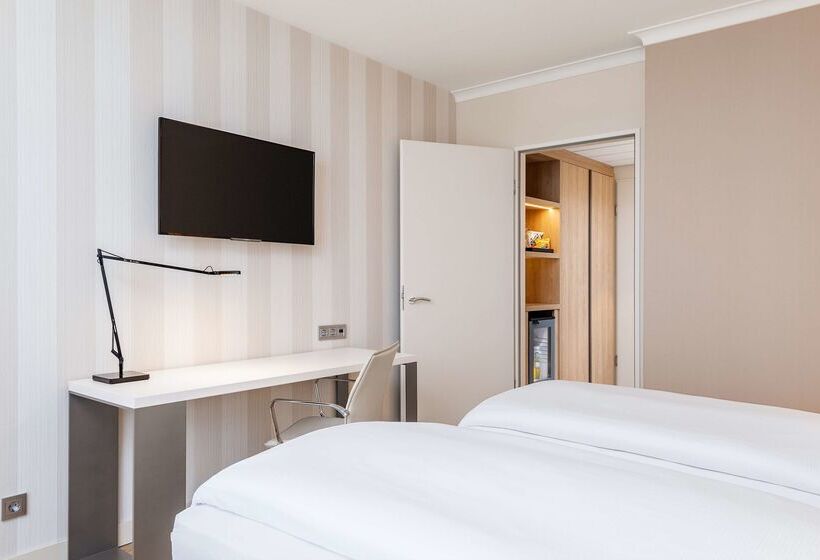 Fotos del hotel Nh Berlin Alexanderplatz:  3