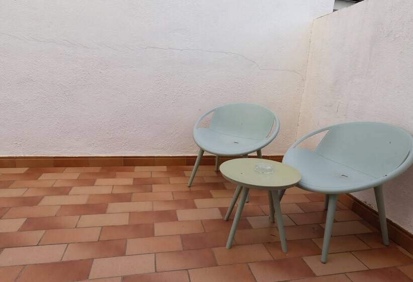 هتل Ramblas Vendrell