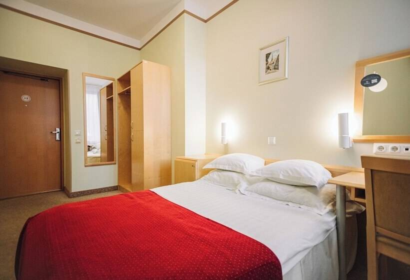 Fotos del hotel Baltic  Vana Wiru:  32