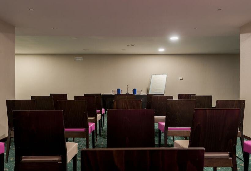 Fotos del hotel The Brand:  21