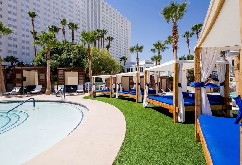 هتل Tropicana Las Vegas  A Doubletree By Hilton