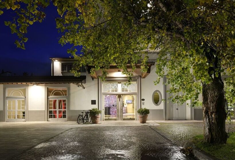 Unahotels Vittoria Firenze