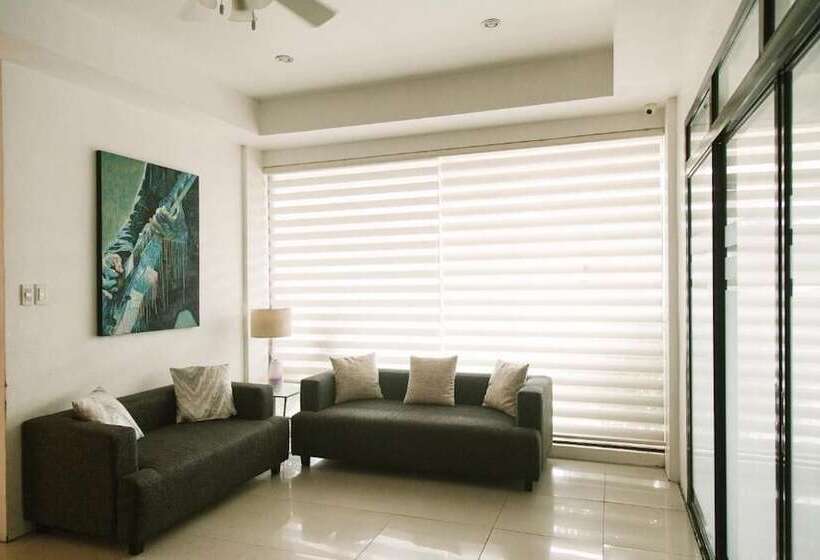 ユースホステル Royale House Hotel Davao Powered By Cocotel
