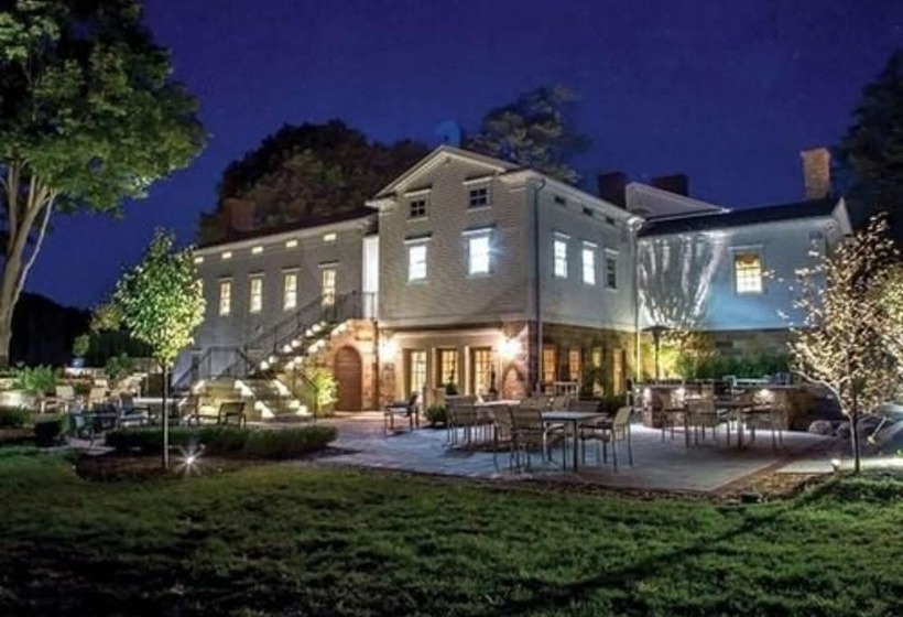 민박 Peter Allen Inn & Event Center