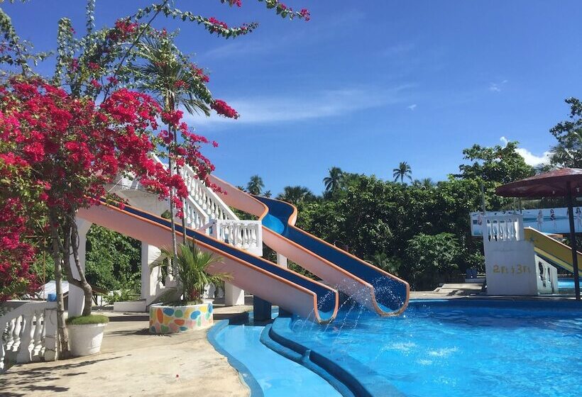 هتل Summer Splash Resort