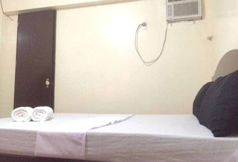 בית מלון כפרי Summer Splash Resort